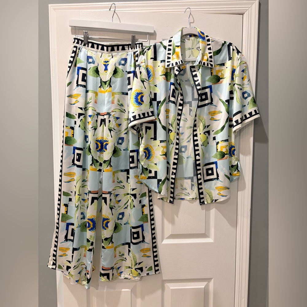 Her..Bottari Two-Piece Skirt Set – Size Small – Worn Once